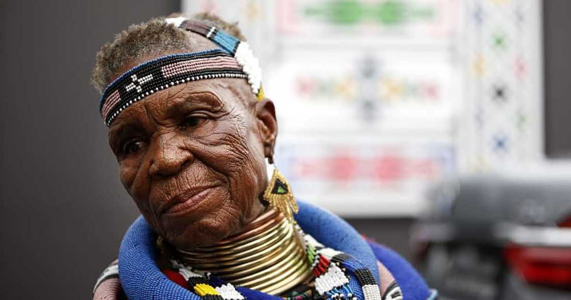 Famed Ndebele Artist Dr Esther Mahlangu, 87, Beaten, Tied Up and Robbed of Firearm, Police on High Alert Famed Ndebele Artist Dr Esther Mahlangu, 87, Beaten, Tied Up and Robbed of Firearm, Police on High Alert