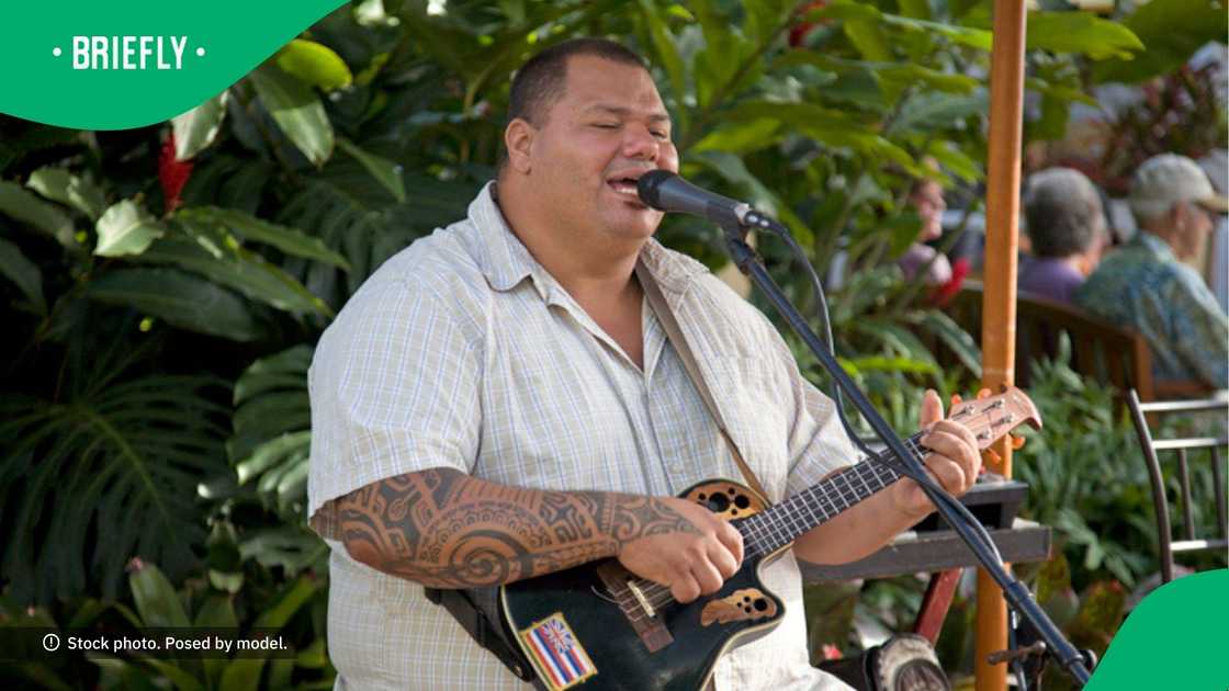 Hawaaian singers stun with South African songs