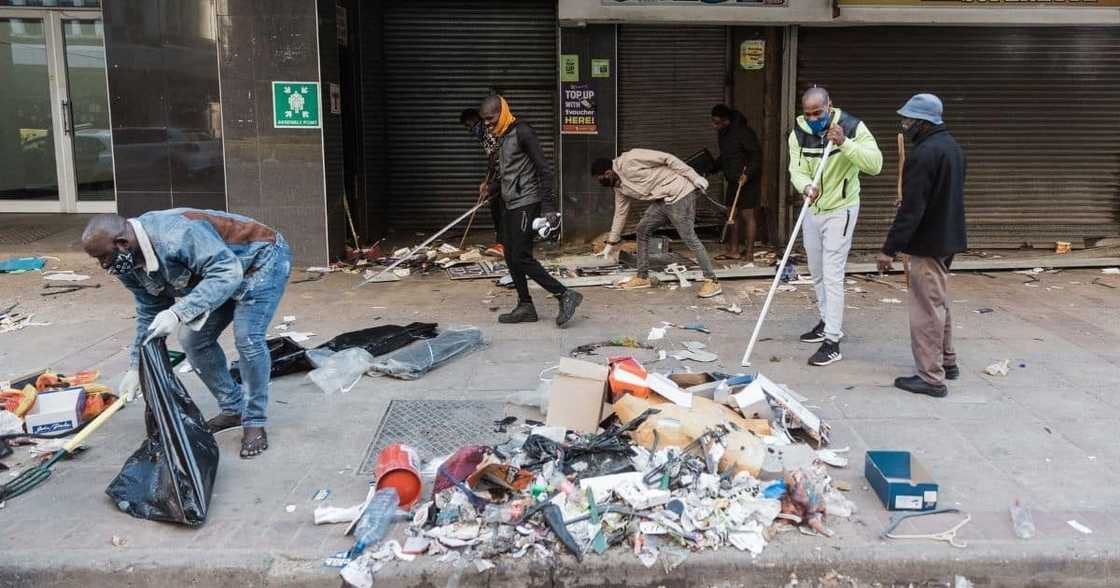 KZN, reportedly, running out of food and medicine, ongoing looting