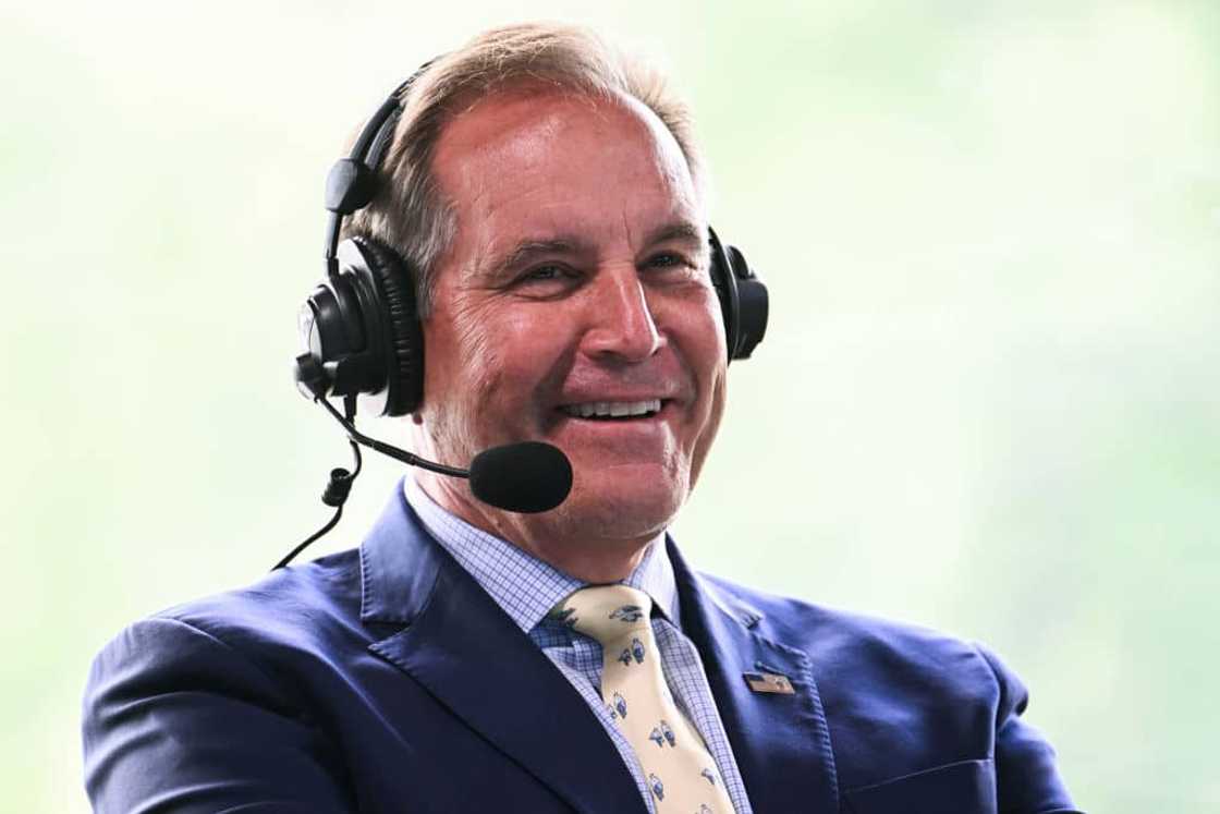 sportscaster Jim Nantz sportscaster Jim Nantz