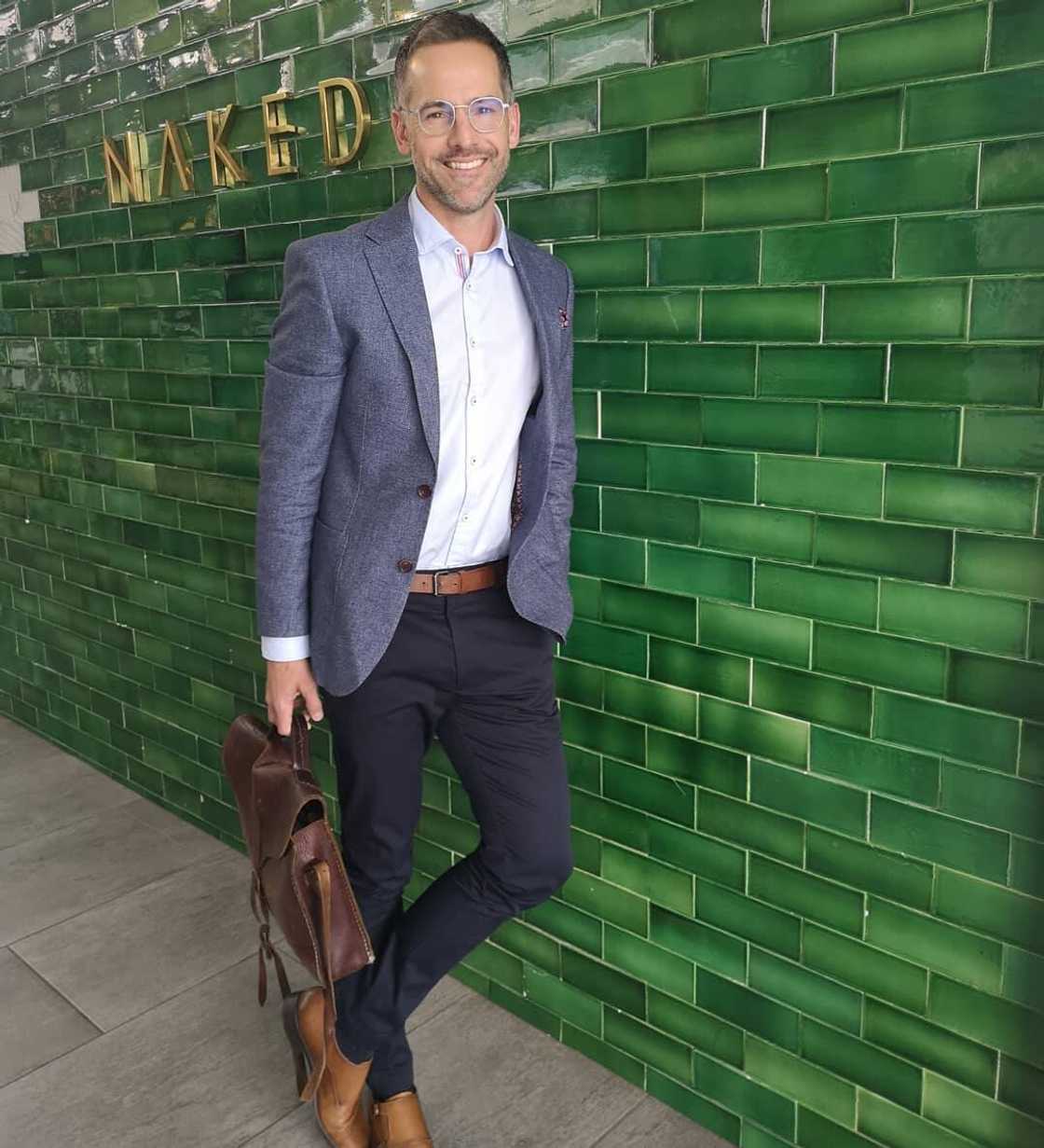 Janez Vermeiren biography: age, wife, wedding, TV shows, Instagram and contact details Janez Vermeiren biography: age, wife, wedding, TV shows, Instagram and contact details