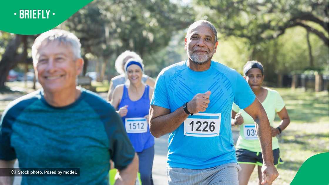 Man proposes at 2025 Comrades Marathon in TikTok video Man proposes at 2025 Comrades Marathon in TikTok video