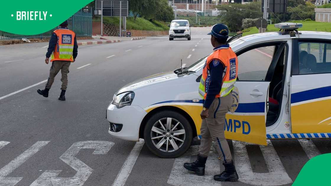 The Johannesburg Metro Police Department arrested a drunk driver who drove an overloaded vehicle