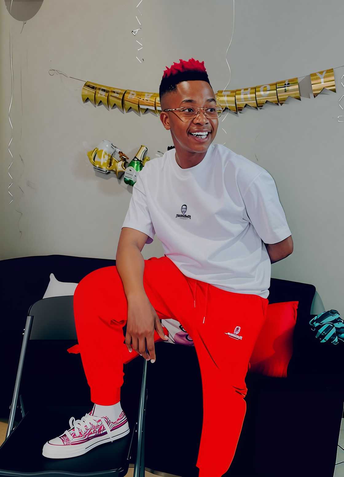 Tebogo Mashego was seen crying again at the airport in Ethiopia Tebogo Mashego was seen crying again at the airport in Ethiopia