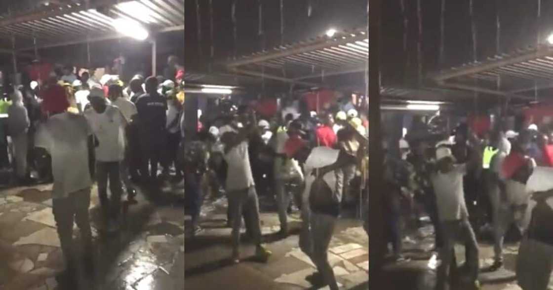People dancing, dancing, dance, rain, dancing in rain, groove, Mzansi, South Africa, viral video, trending video, Twitter video People dancing, dancing, dance, rain, dancing in rain, groove, Mzansi, South Africa, viral video, trending video, Twitter video