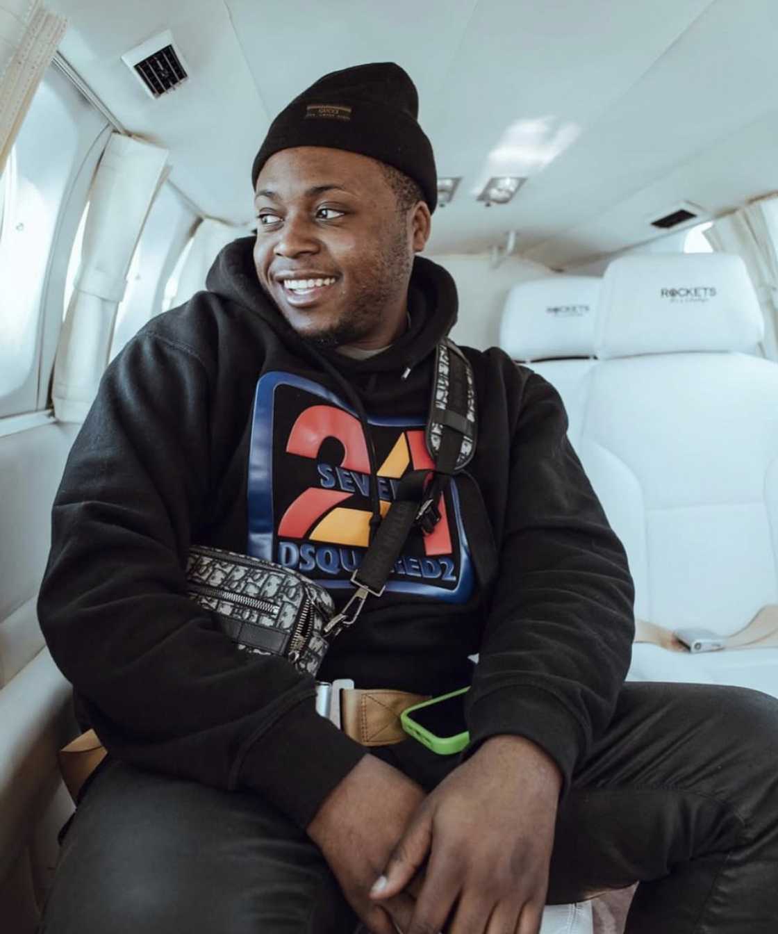 Kelvin Momo reportedly experienced logistical issues