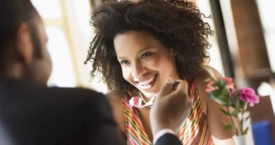 Ghanaian lady tells 2 boyfriends she was pregnant for both Ghanaian lady tells 2 boyfriends she was pregnant for both