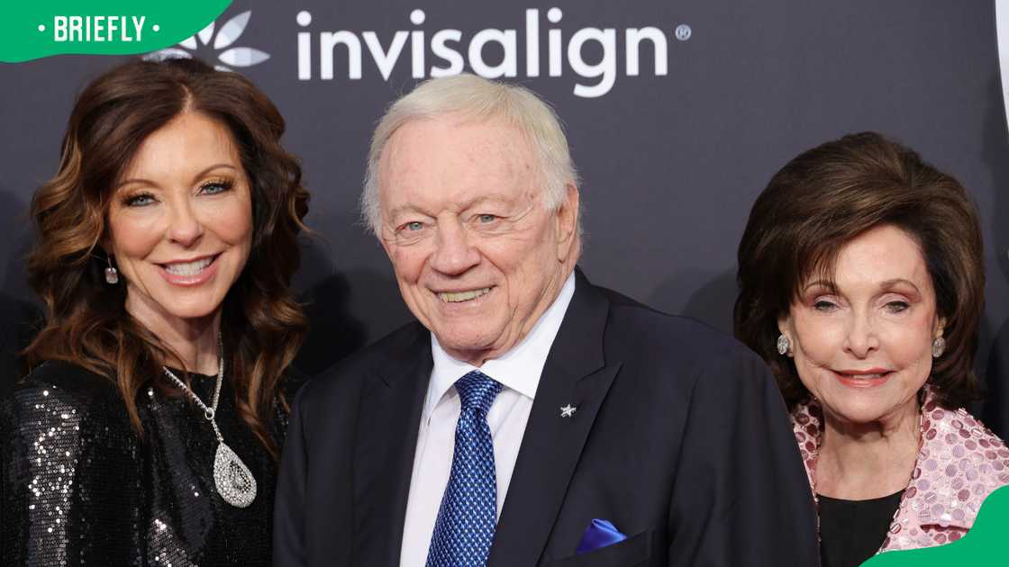 Charlotte Jones, Jerry Jones, and Eugenia Jones in Las Vegas Charlotte Jones, Jerry Jones, and Eugenia Jones in Las Vegas