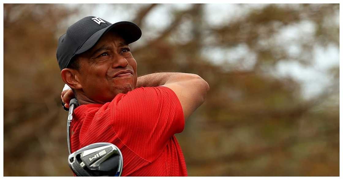 Tiger Woods suffers multiple leg injuries after horrific car crash Tiger Woods suffers multiple leg injuries after horrific car crash