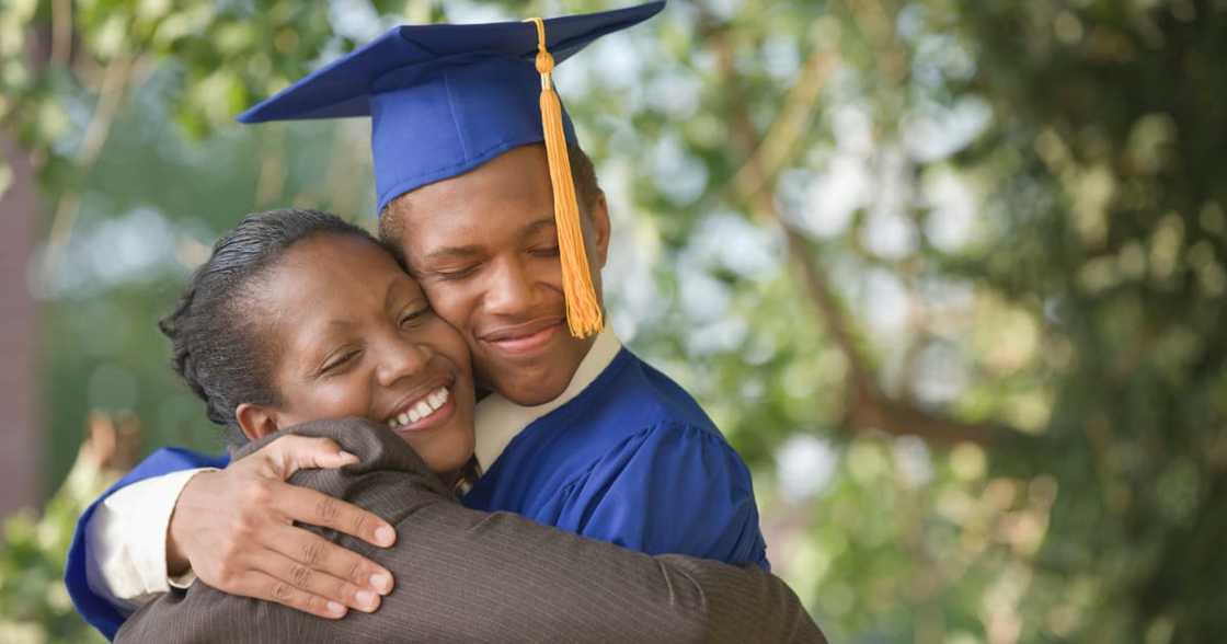 Proud, Mama, Celebrate, Son, Graduation, First, Cap, Gown, Twitter, Inspiration