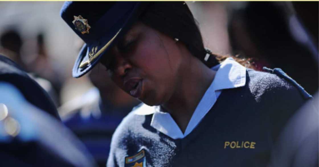 Video, Clip, Policewoman, Officer, Dancing, Police station, Constable, Twitter, Social media, Reaction, South Africans Video, Clip, Policewoman, Officer, Dancing, Police station, Constable, Twitter, Social media, Reaction, South Africans