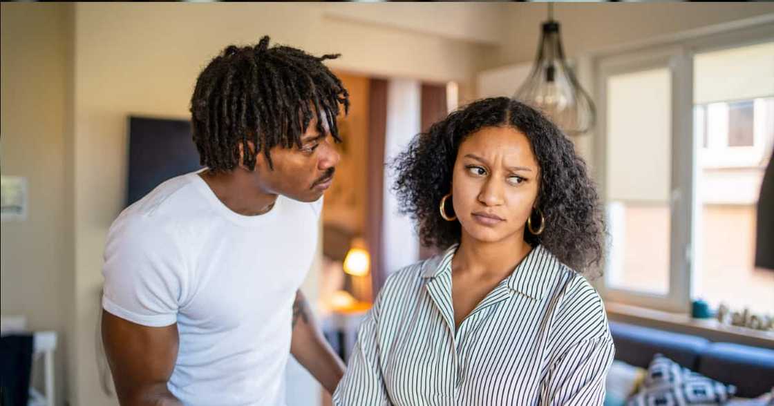 Woman catches man at a delivery address Woman catches man at a delivery address