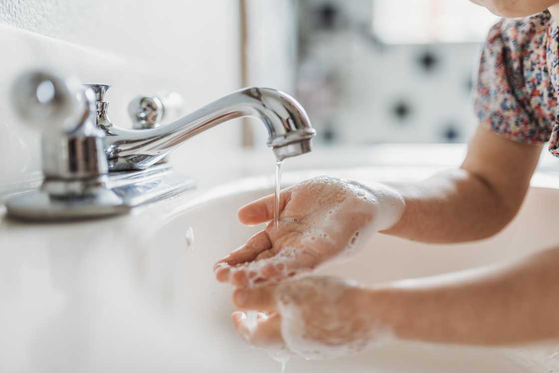 Kids are advised to wash their hands Kids are advised to wash their hands