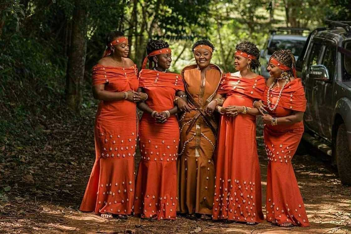 traditional wedding dresses traditional wedding dresses