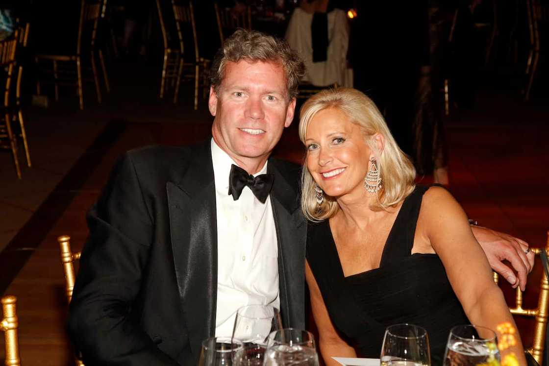 Who is Chris Hansen's wife, Mary Joan Hansen? Briefly.co.za