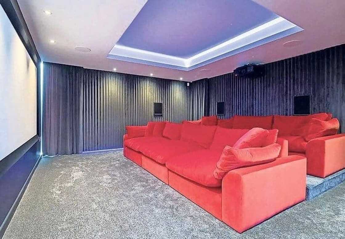 Cristiano Ronaldo's Manchester Mansion. Photo: The Sun. Cristiano Ronaldo's Manchester Mansion. Photo: The Sun.