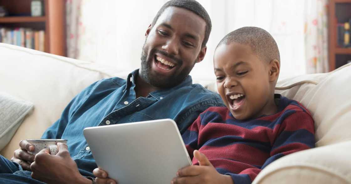 Several platforms offer users money for watching videos online Several platforms offer users money for watching videos online
