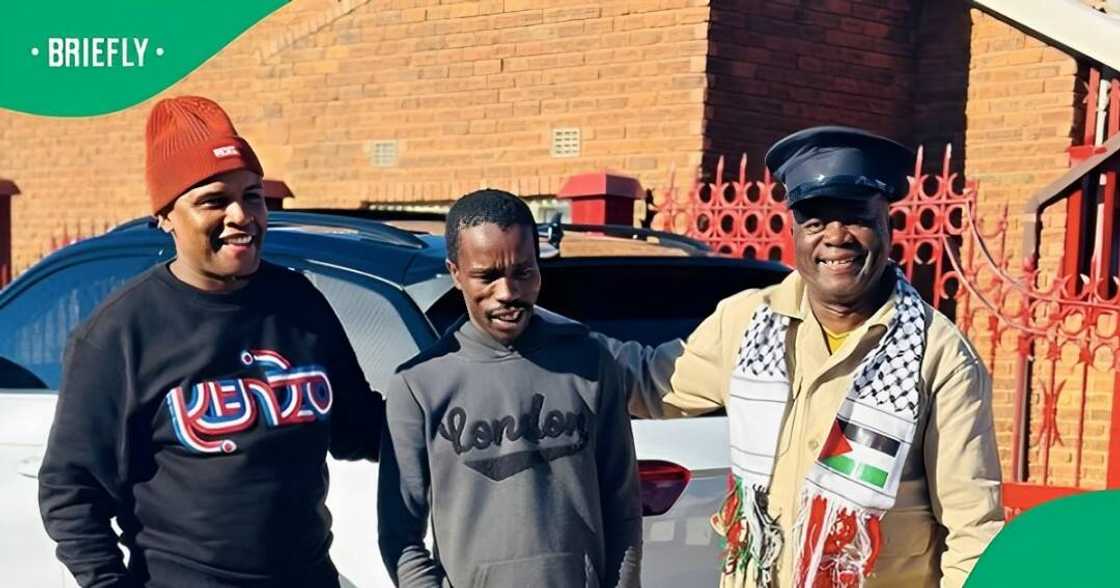 Solly Moholo and DJ Karri help homeless man Solly Moholo and DJ Karri help homeless man