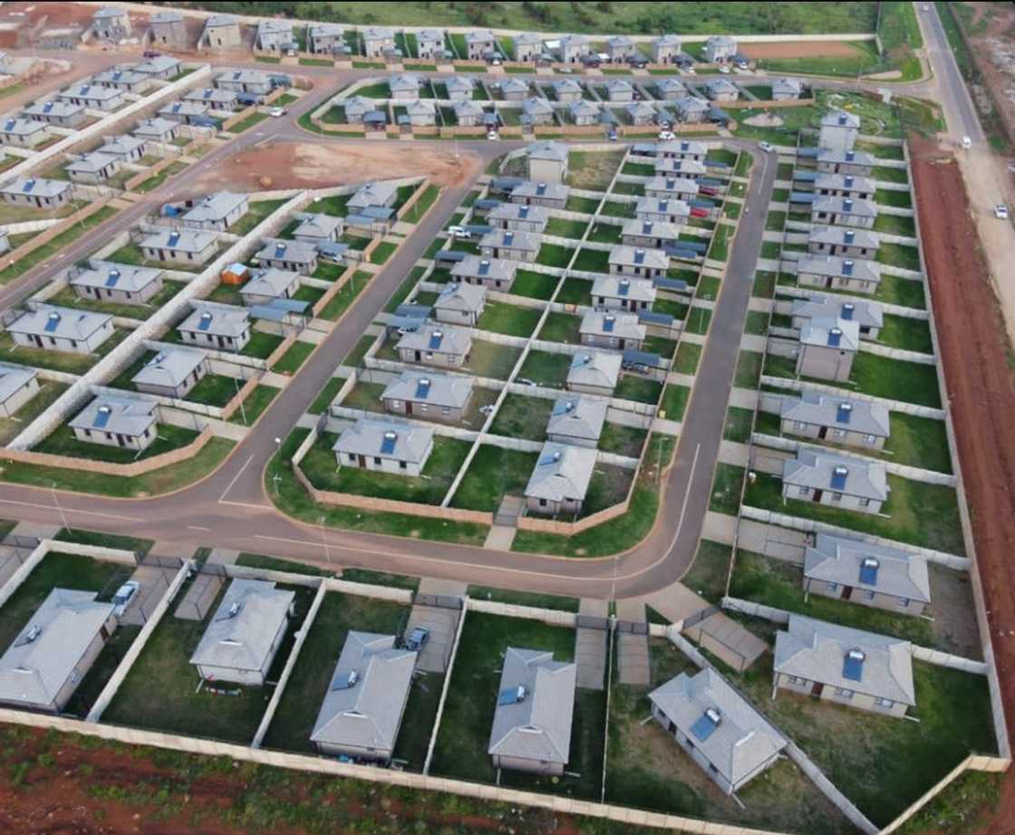 Richie_moremi is a contruction project manager