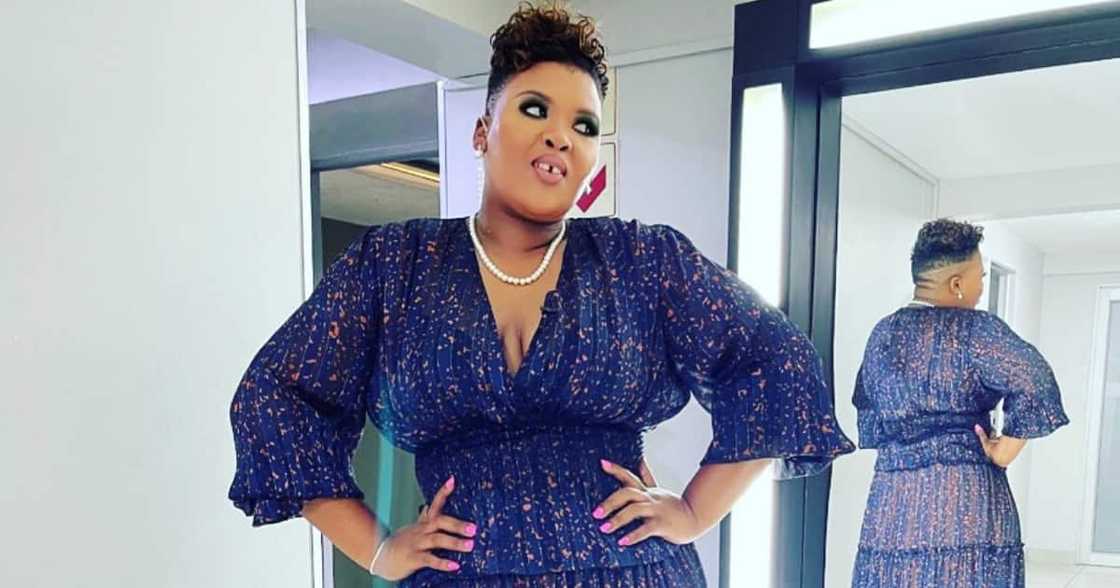 Anele Mdoda forgot costume for beach getaway but still has some fun