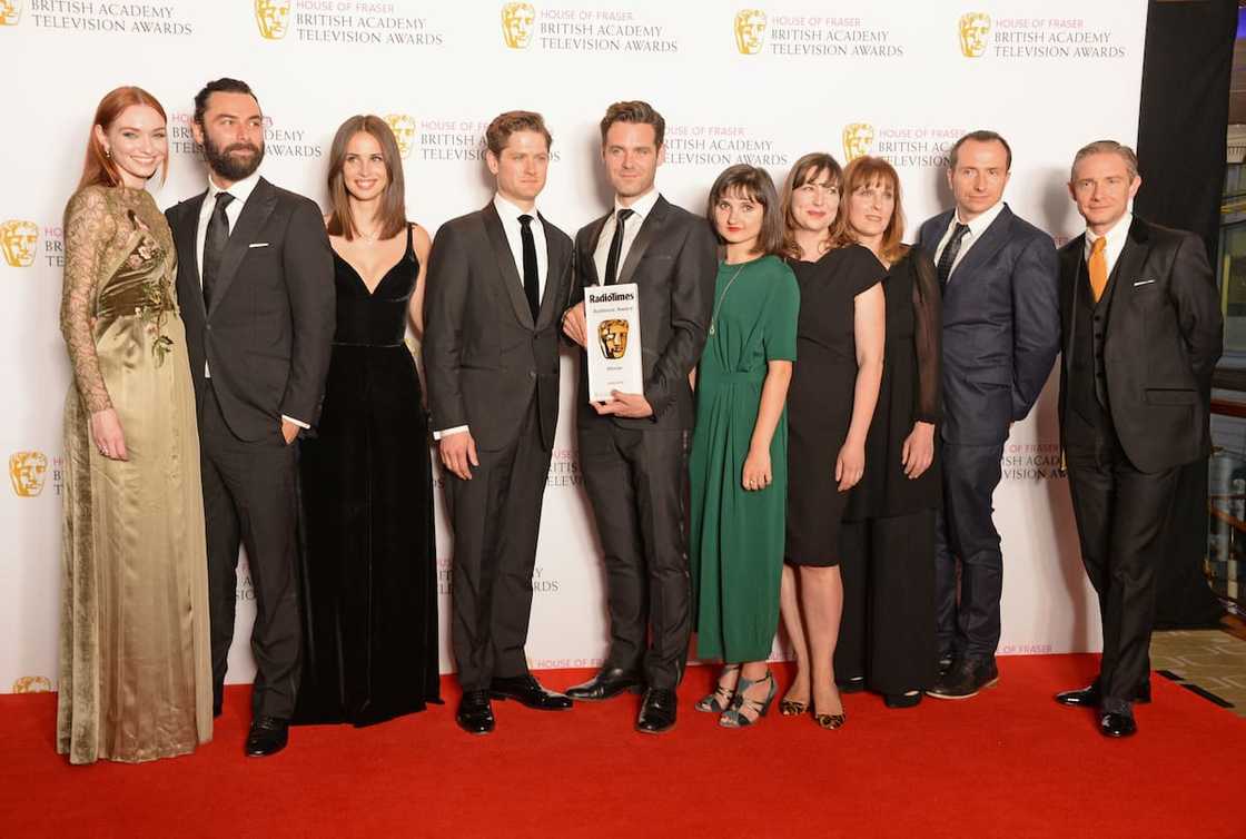 The cast of Poldark season 4 The cast of Poldark season 4