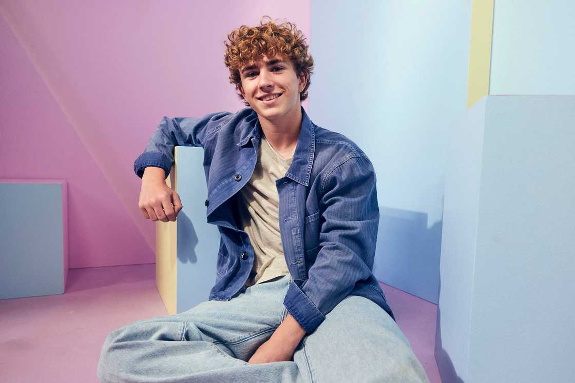 Walker Scobell of "Percy Jackson and the Olympians" poses in the IMDb Official Portrait Studio at D23 2024 at Honda Centre in Anaheim Walker Scobell of "Percy Jackson and the Olympians" poses in the IMDb Official Portrait Studio at D23 2024 at Honda Centre in Anaheim