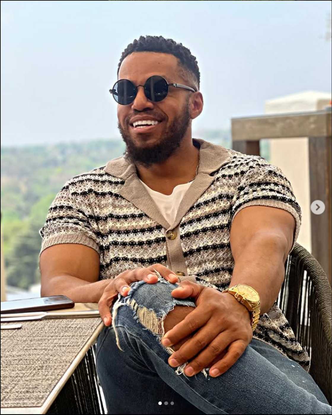 Cedric Fourie's mom praised for her looks Cedric Fourie's mom praised for her looks