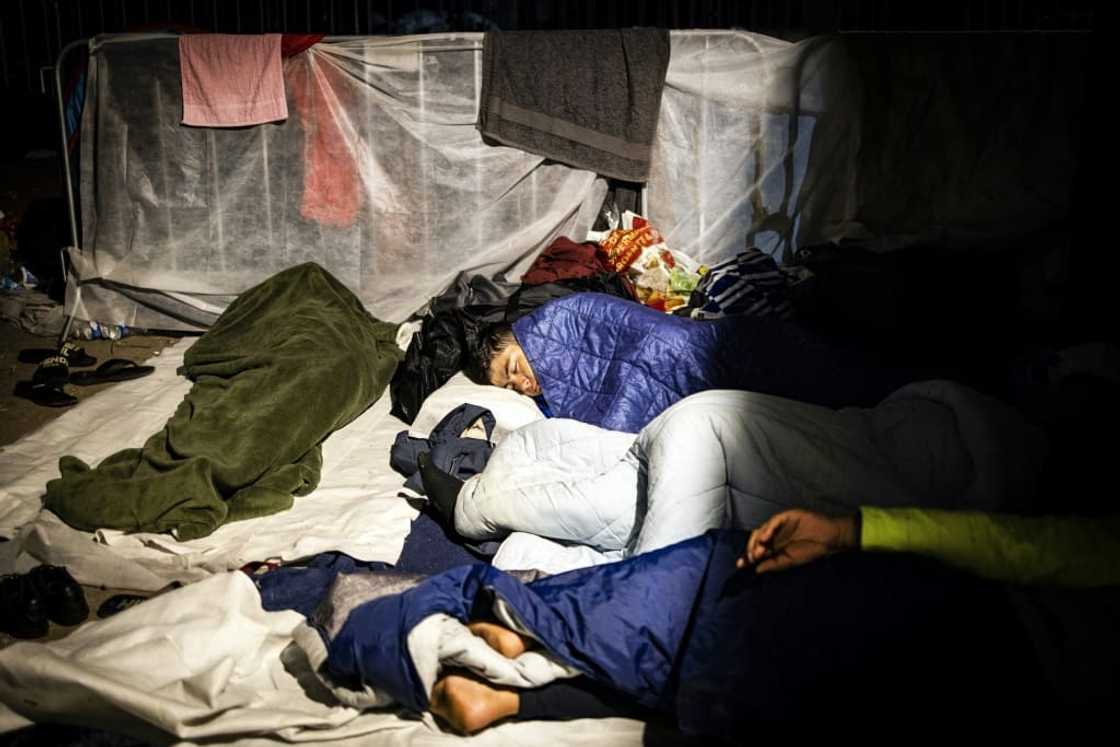 Aid groups have warned of a humanitarian crisis at the refugee centre Aid groups have warned of a humanitarian crisis at the refugee centre