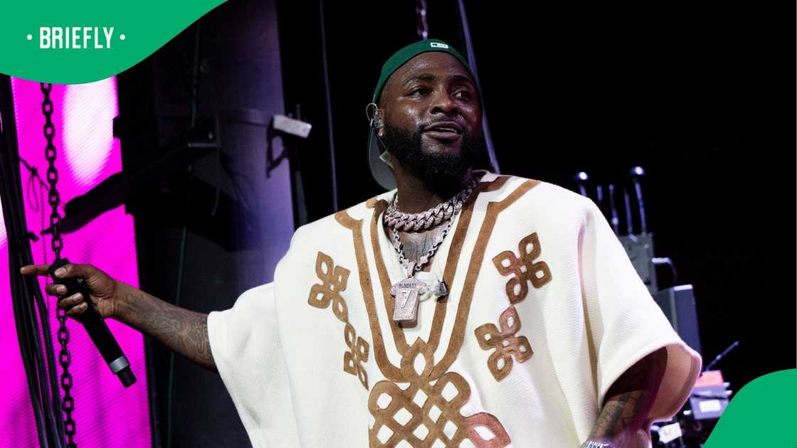 Sizwe Dhlomo takes a playful jab at Davido after he reacts to Jonasi Gomora