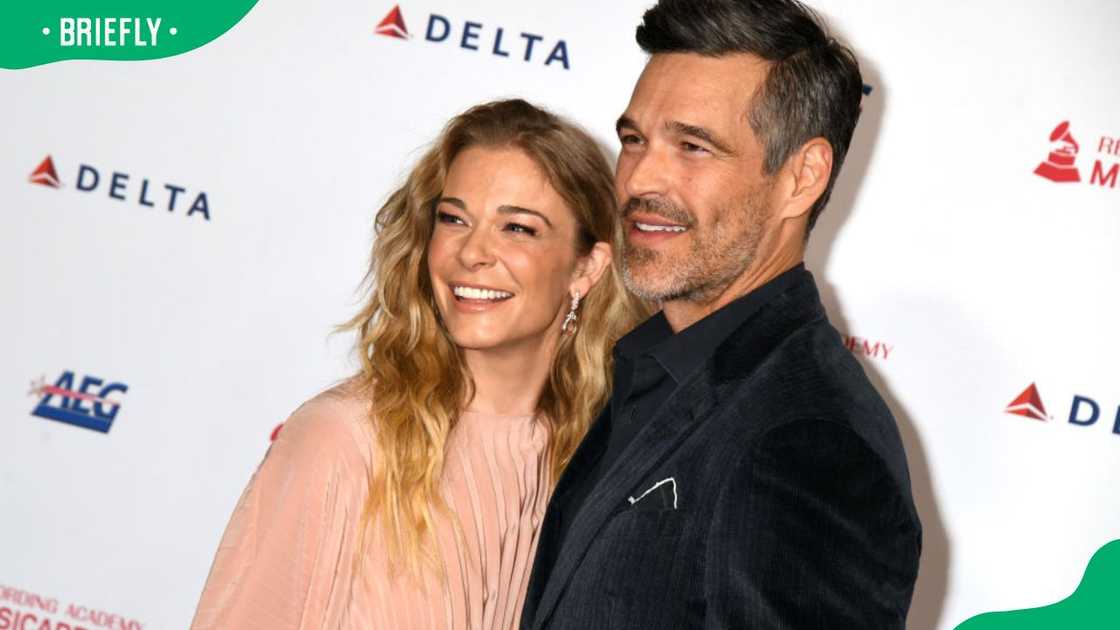 Eddie Cibrian and LeAnn Rimes at the Los Angeles Convention Center in 2020 Eddie Cibrian and LeAnn Rimes at the Los Angeles Convention Center in 2020