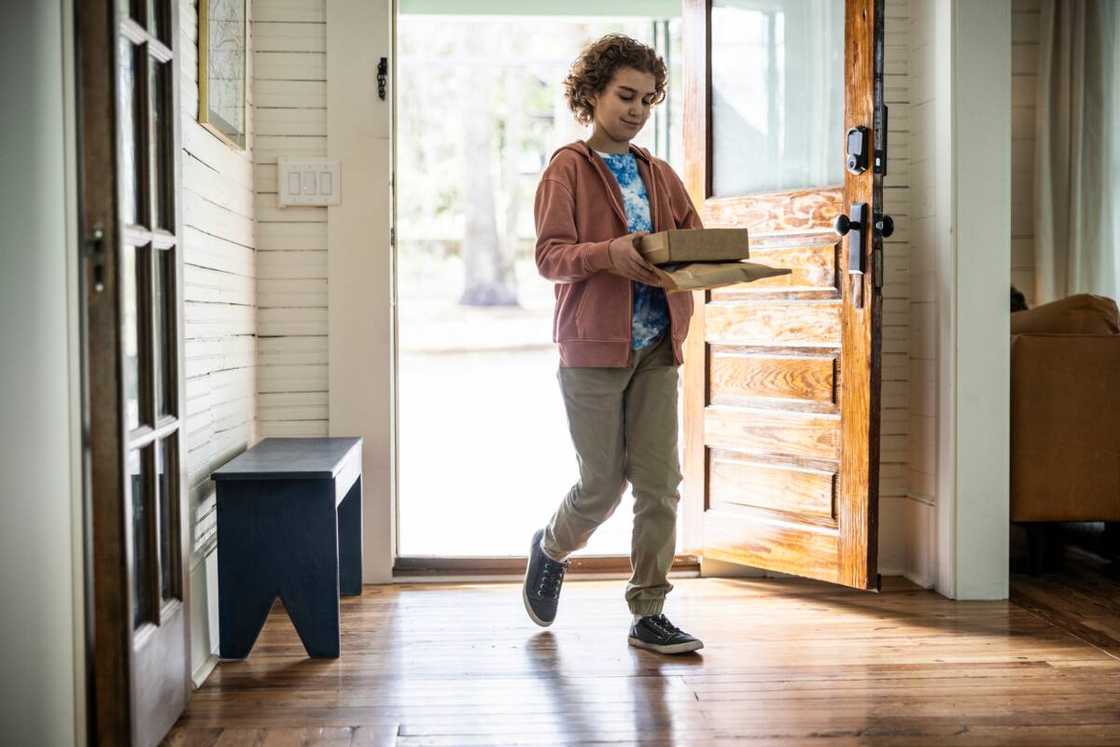 Errand running jobs for 12-year-olds Errand running jobs for 12-year-olds