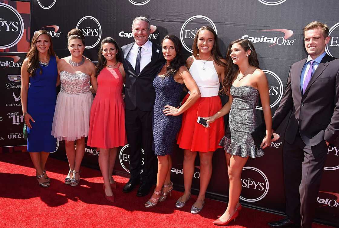 Who is Deanna Favre? Everything you need to know about Brett Favre's wife Who is Deanna Favre? Everything you need to know about Brett Favre's wife