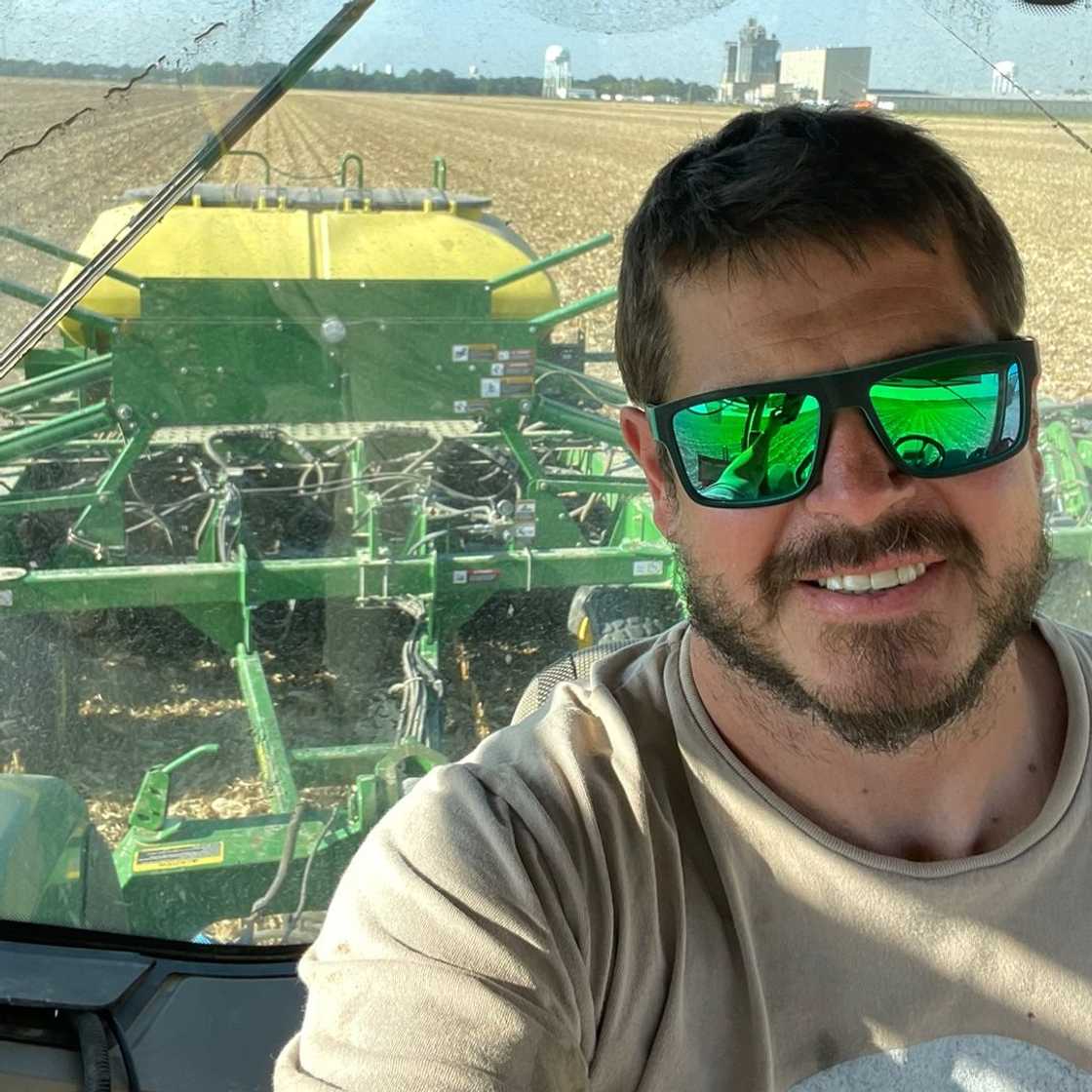 Others shared jokes, asking them to prepare the surroundings for their arrival Others shared jokes, asking them to prepare the surroundings for their arrival