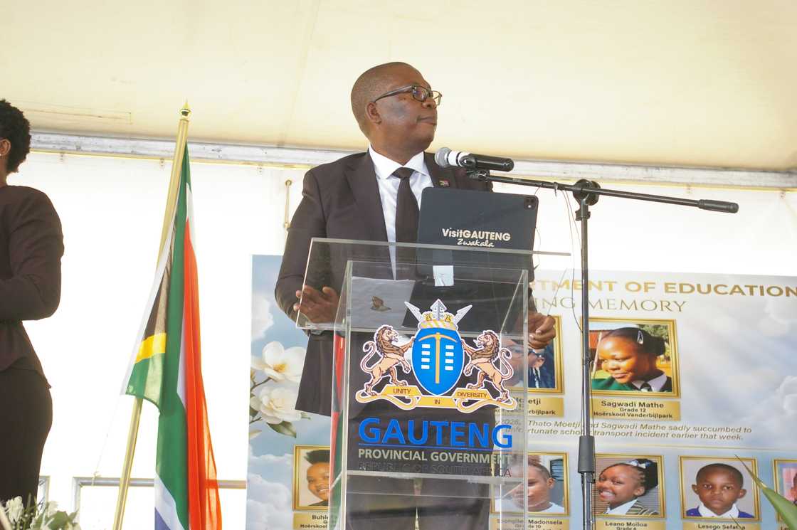 The Democratic Alliance unveiled a billboard slamming Panyaza Lesufi The Democratic Alliance unveiled a billboard slamming Panyaza Lesufi