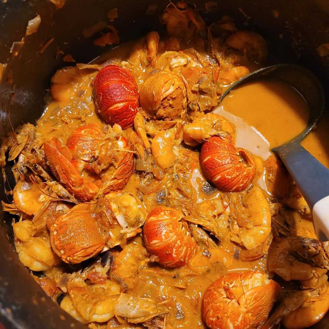 seafood potjie with rice seafood potjie with rice
