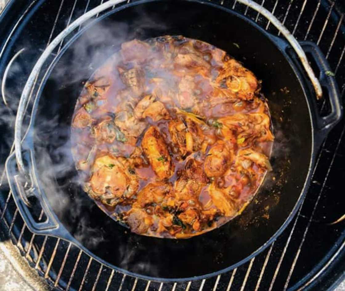 Chicken potjie curry Chicken potjie curry