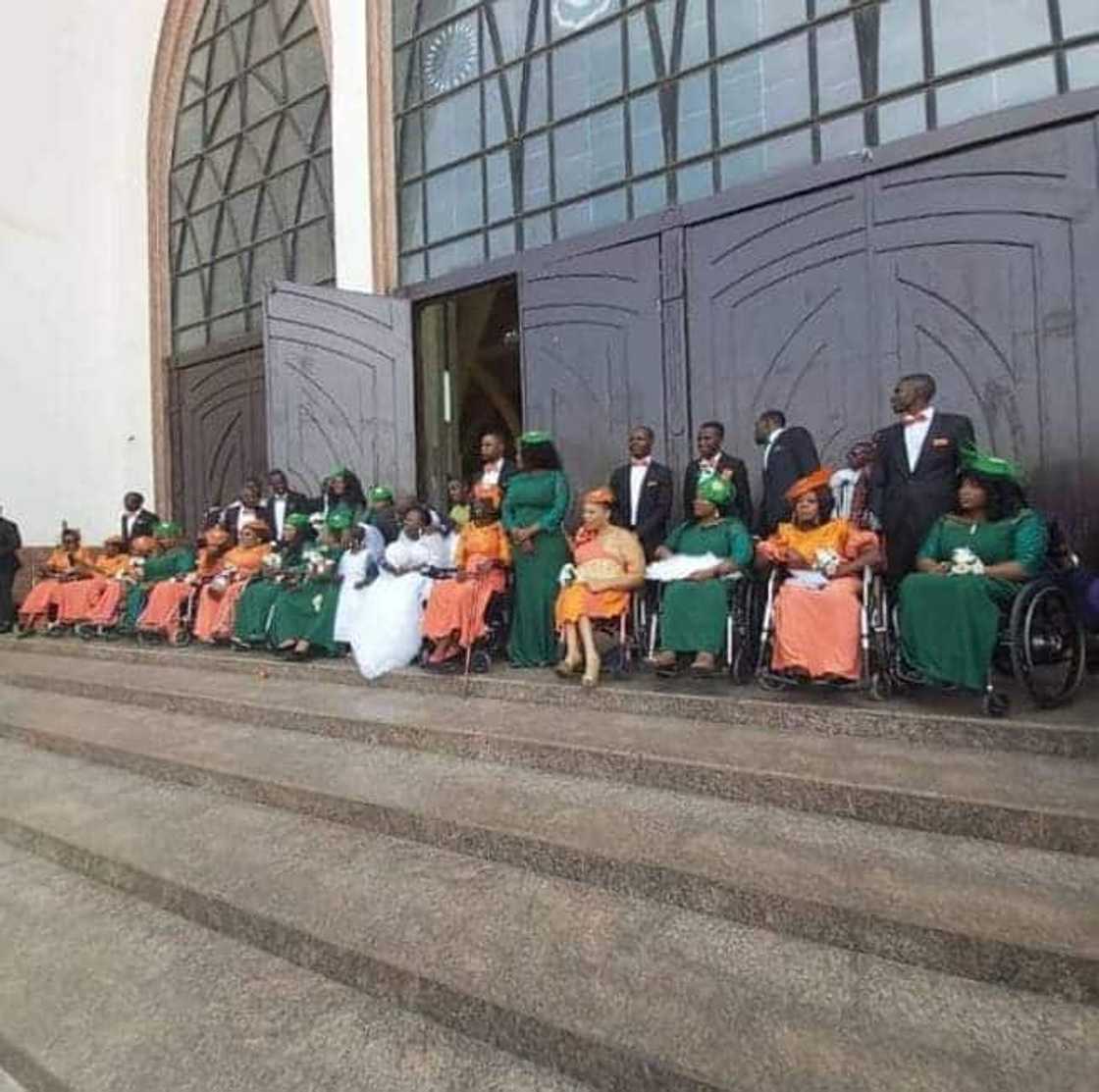 Beautiful photos as lady in wheelchair ties the knot with her bridal train also in wheelchairs