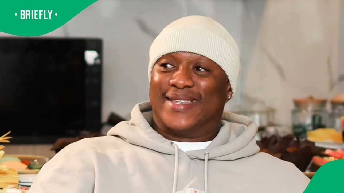 Jub Jub entangled in debt Jub Jub entangled in debt