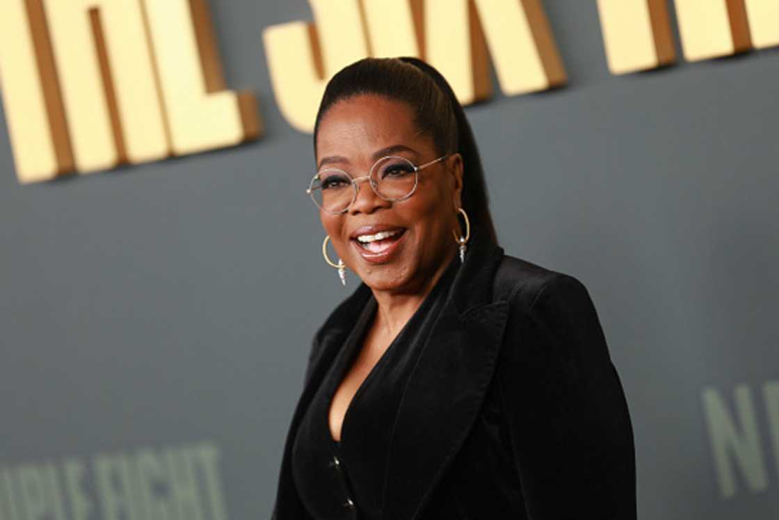 A young lady from Mzansi, who attended Oprah's SA school, received a grand gift from billionaire Oprah Winfrey. A young lady from Mzansi, who attended Oprah's SA school, received a grand gift from billionaire Oprah Winfrey.