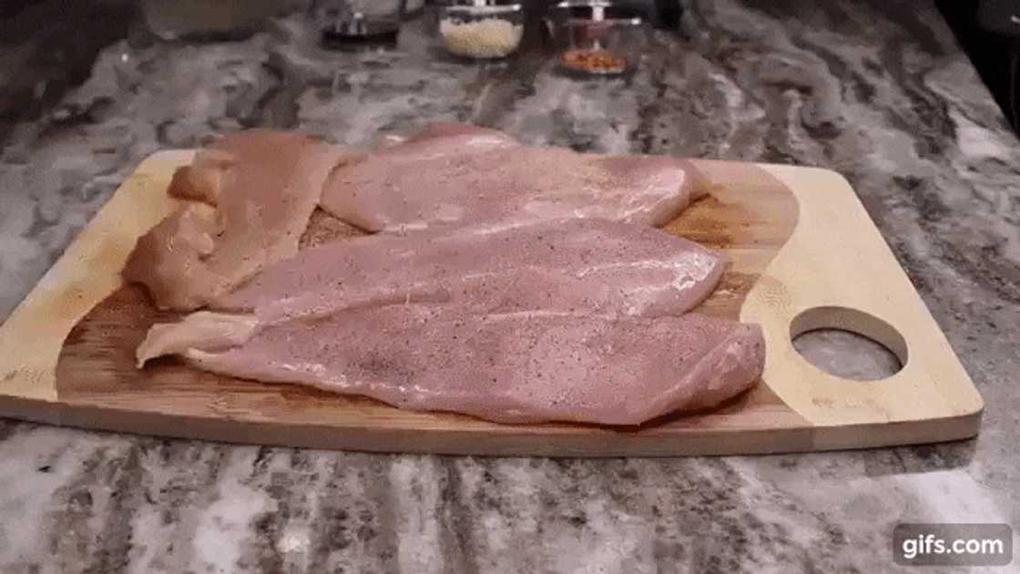 What is the method of cooking chicken fillet? What is the method of cooking chicken fillet?