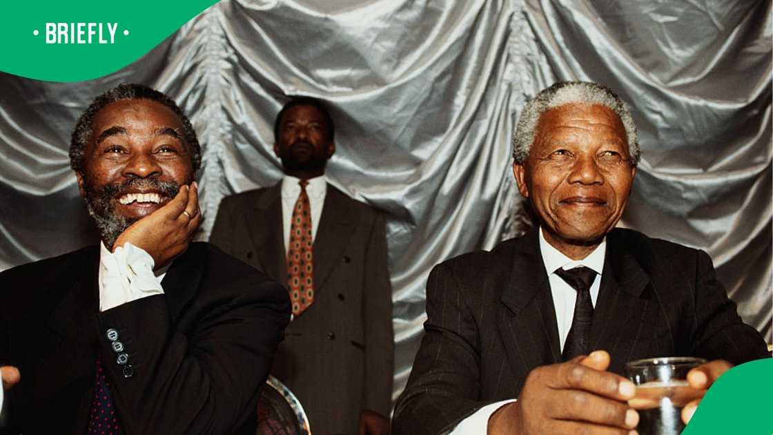 Thabo Mbeki and Nelson Mandela meeting with students. Thabo Mbeki and Nelson Mandela meeting with students.