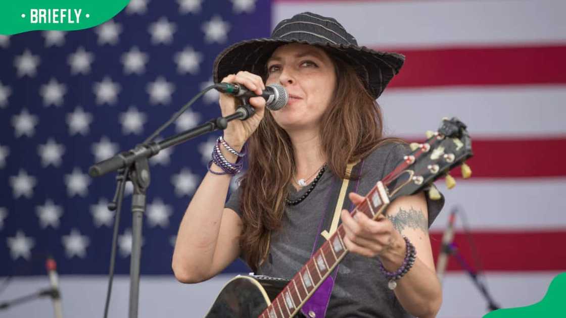 Willie Nelson's daughter