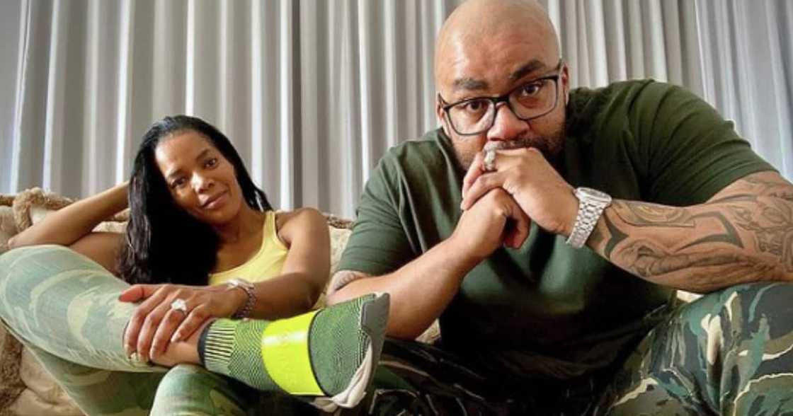 Connie and Shona Ferguson receive gorgeous art portrait gifts Connie and Shona Ferguson receive gorgeous art portrait gifts