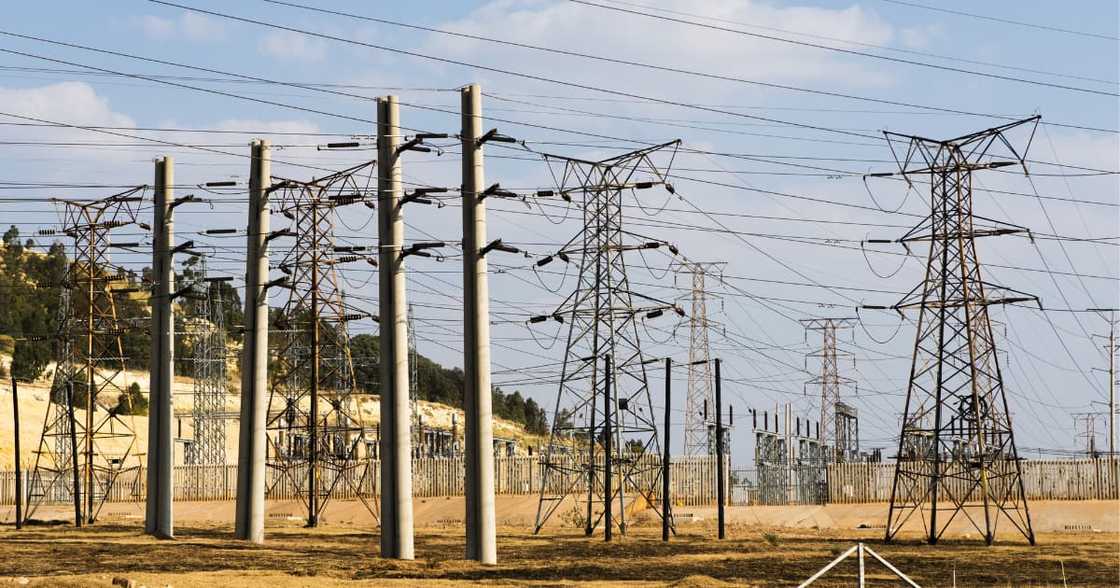 Hawks Arrest 11 Suspects for Theft of R2m Eskom Aluminium in Witbank, Mpumalanga Hawks Arrest 11 Suspects for Theft of R2m Eskom Aluminium in Witbank, Mpumalanga