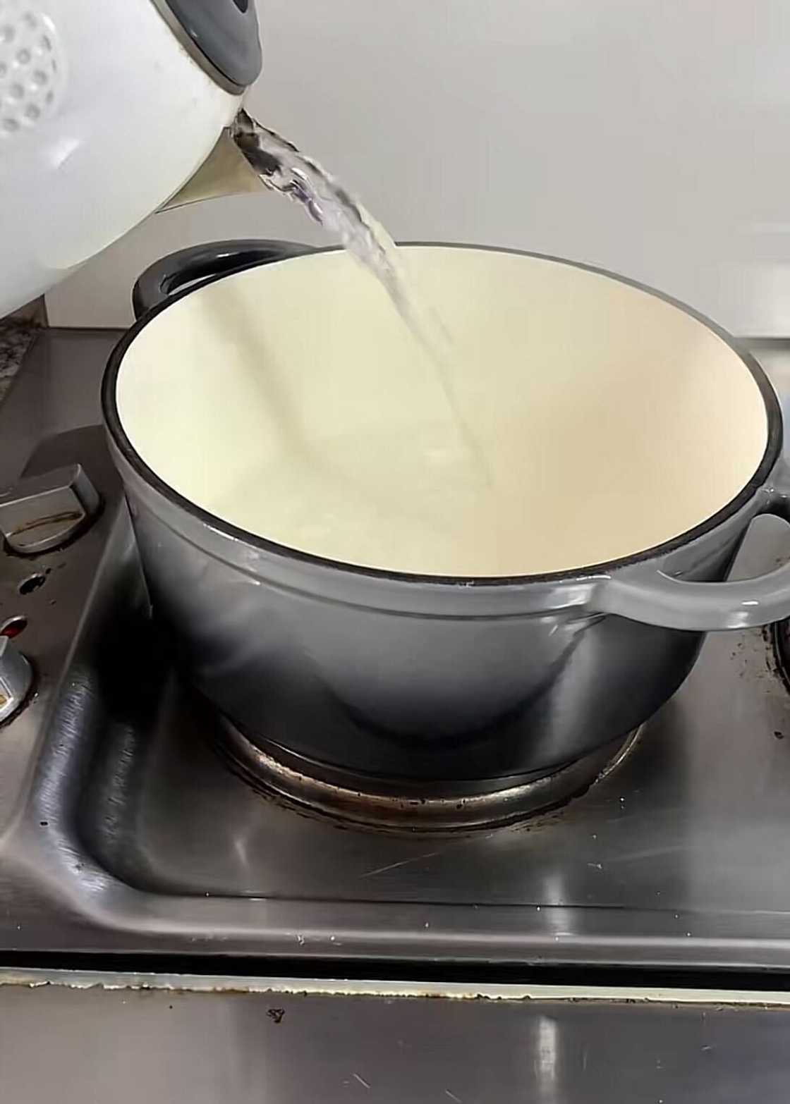 A student cooked a creamy, spicy pasta in a cast-iron pot at res. A student cooked a creamy, spicy pasta in a cast-iron pot at res.