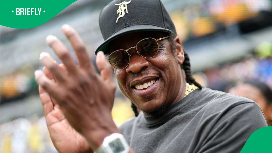 She stated that Jay-Z, whose real name is Shawn Carter, never raped or sexually assaulted her and that she had never met or spoken to him