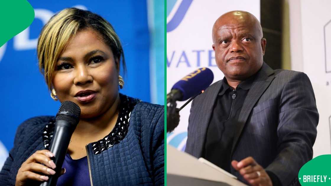 The Democratic Alliance has filed a motion of no confidence to remove Dada Morero from his seat as Johannesburg's mayor The Democratic Alliance has filed a motion of no confidence to remove Dada Morero from his seat as Johannesburg's mayor