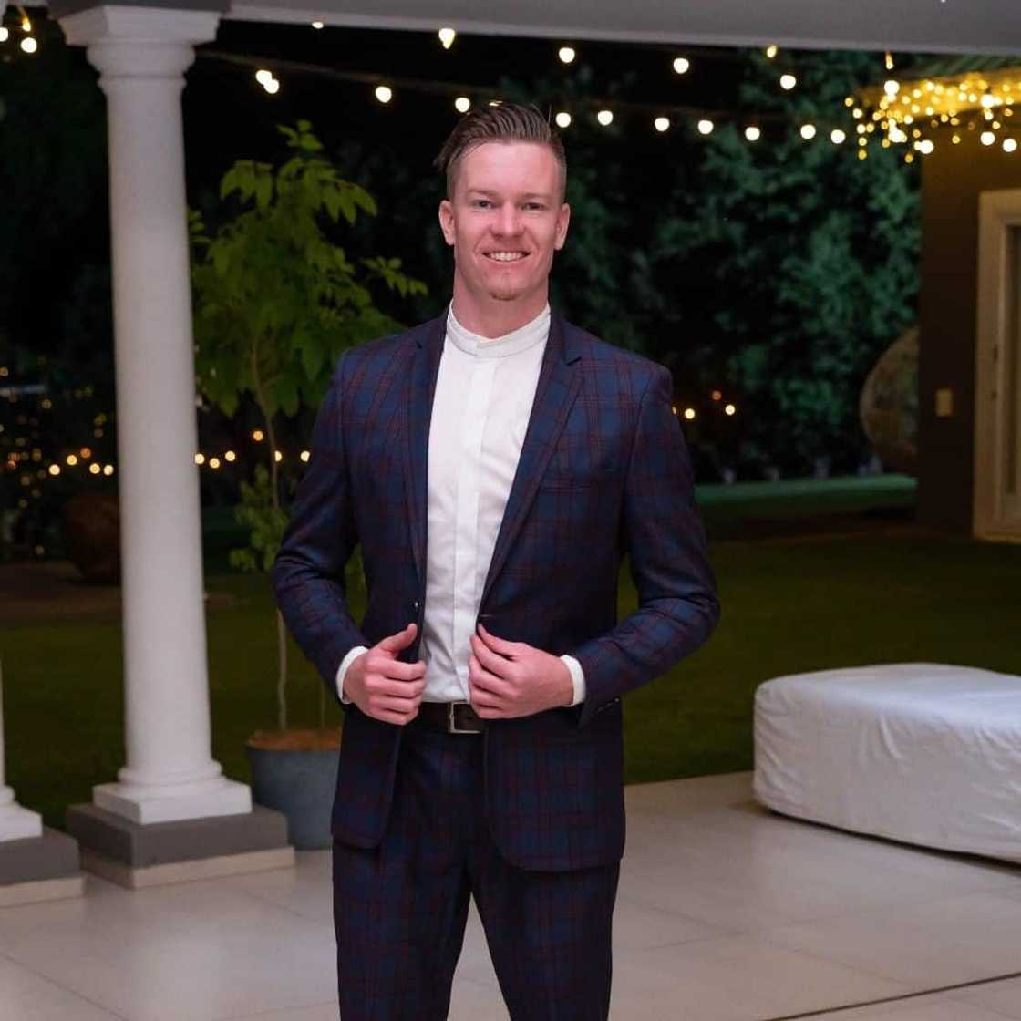 Who is the new bachelorette 2021? Who is the new bachelorette 2021?