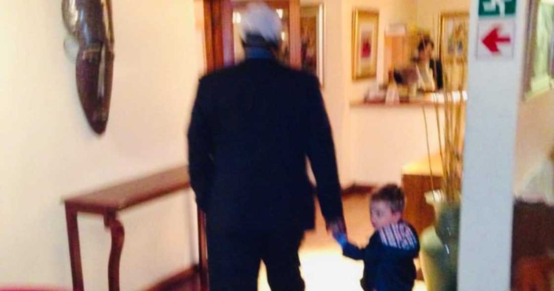 Tito Mboweni Shares Sweet and "Memorable" Snap Of Himself and Cute Kid