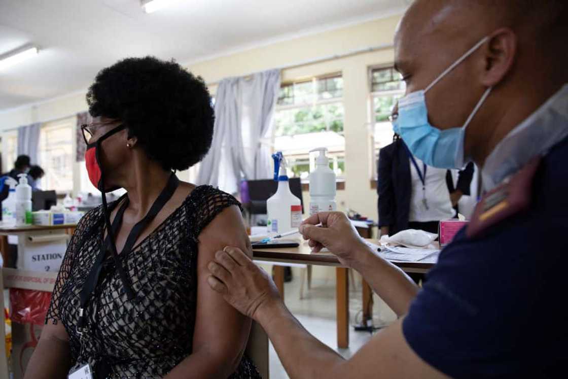 Covid-19, coronavirus, vaccine, Johnson and Johnson, J&J, Leiden, vaccine production, World news Covid-19, coronavirus, vaccine, Johnson and Johnson, J&J, Leiden, vaccine production, World news